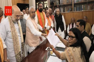 CM नीतीश ने राज्यसभा के लिए नामांकन भरा, दिल्ली जाने की तैयारी, जानिए सांसद और मुख्यमंत्री की सुविधाओं में अंतर