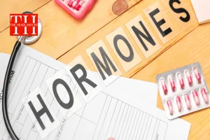 चेहरे पर दिखने वाले ये 5 संकेत बताते हैं हार्मोनल इंबैलेंस, नजर आएं तो तुरंत हो जाएं सावधान