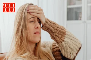 माइग्रेन करता है परेशान तो इन दो फलों से रखें दूरी, सेहत अचानक बिगड़ सकती है