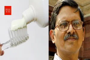 पूर्व IPS अमिताभ ठाकुर की टूथपेस्ट वापस न किए जाने को लेकर मामला अदालत तक क्यों पहुंचा?
