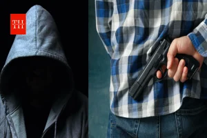 बेटे ने घरवालों का किया मर्डर, फिर खुद थाने पहुंच गया...दिल्ली में ट्रिपल मर्डर की सनसनीखेज वारदात