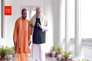 यूपी कैबिनेट में फेरबदल की तैयारी, CM योगी ने PM मोदी से एक घंटे तक की मुलाकात