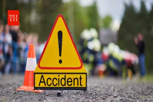 राजधानी दिल्ली में देर रात बड़ा हादसा, बिल्डिंग में आग लगने से एक ही परिवार के 3 लोगों की मौत