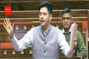 क्या हालत हो गई 'AAP' की! राघव चड्ढा दो तिहाई सांसदों के साथ BJP में शामिल, संसद‌ का बदला समीकरण