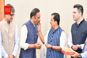 कौन हैं BJP के 7 सिकंदर जिन्होंने छोड़ा AAP का साथ? नितिन नवीन ने मिठाई खिलाकर किया स्वागत, देखिए डिटेल्स