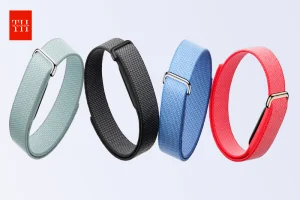 Google ने लॉन्च किया बिना स्क्रीन वाला Fitbit Air! आखिर लोग क्यों खरीद रहे हैं ये अजीब फिटनेस डिवाइस?