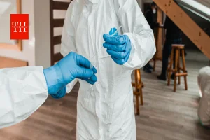 Corona के बाद अब Ebola का खतरा? WHO की चेतावनी से बढ़ी दुनिया की टेंशन, जानिए कितनी बड़ी है चिंता