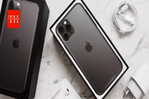 भारत में पहली बार घट सकती है iPhone शिपमेंट! मांग नहीं, सप्लाई और कम ऑफर्स बने Apple की बड़ी चुनौती