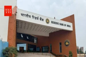 क्या भारत में आएंगे प्लास्टिक के नोट? RBI कर रहा विचार, जानिए पॉलीमर करेंसी के फायदे और चुनौतियां
