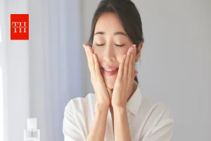 क्या सच में 10 स्टेप्स से मिलती है Glass Skin? कोरियन स्किनकेयर का पूरा सच जानकर चौंक जाएंगे