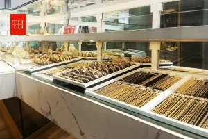 सोना-चांदी अचानक सस्ते! 27 अप्रैल को गिरावट क्यों आई, खरीदें या रुकें? जानिए बड़ा कारण