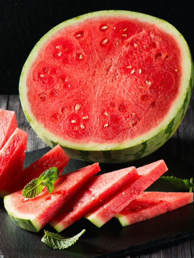 कहीं आप नकली तरबूज तो नहीं खा रहे? घर पर चुटकियों में ऐसे करें टेस्ट