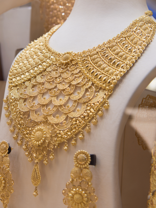 Gold Price Today: इजरायल-ईरान युद्ध के कारण सोने की कीमतों में जबरदस्त उछाल - 24 कैरेट 10 ग्राम सोना 1 लाख रुपये के पार