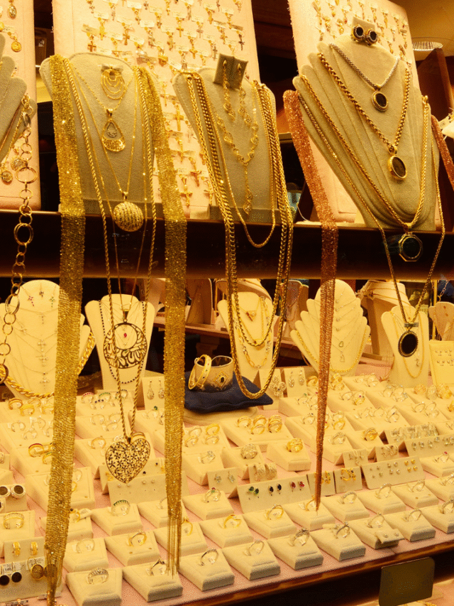 Gold Price Today: वाह! सोना और हुआ सस्ता - चेक करें आज का भाव