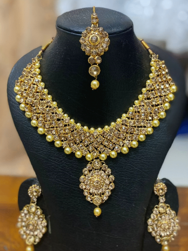 Gold Price Today: सोना हुआ और भी महंगा! जानें आज आपके शहर में 22 और 24 कैरेट का रेट
